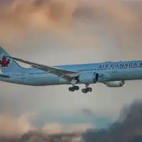 Air Canada Elevates Economy Experience With Free Alcohol Service