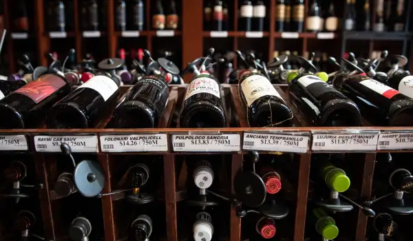 Provinces agree to uncork cross-border personal booze sales by May 2026